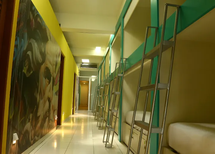 Tropico 20º Hostal